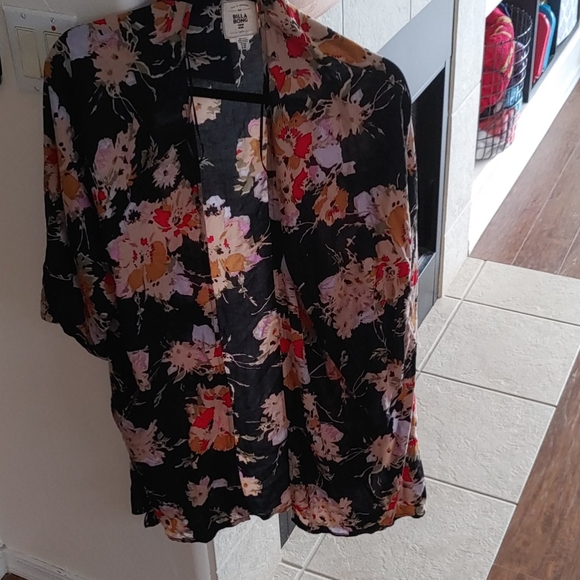 Top - Picture 1 of 1